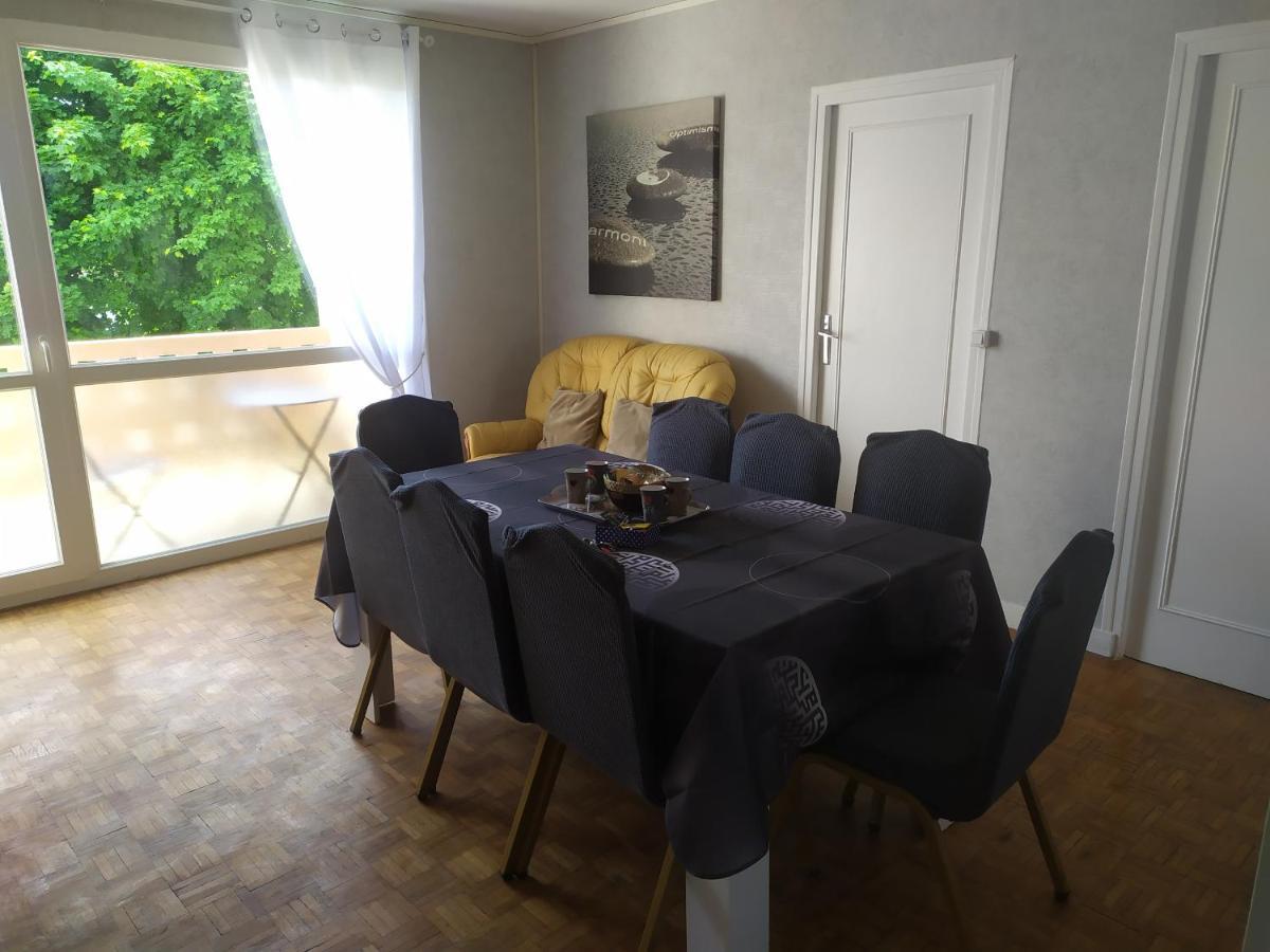 Appartement 8 Couchages 3 Chambres Sens Exterior foto