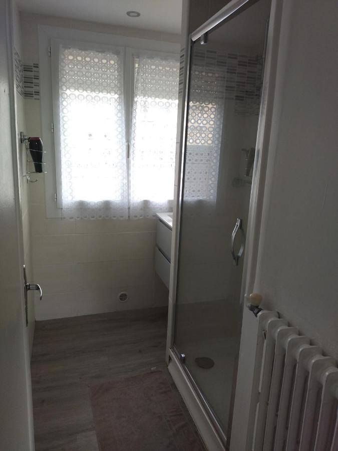 Appartement 8 Couchages 3 Chambres Sens Exterior foto